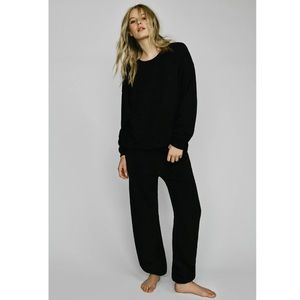 Eterne classic sweatpants, Black. Perfect conditions, fast shipping